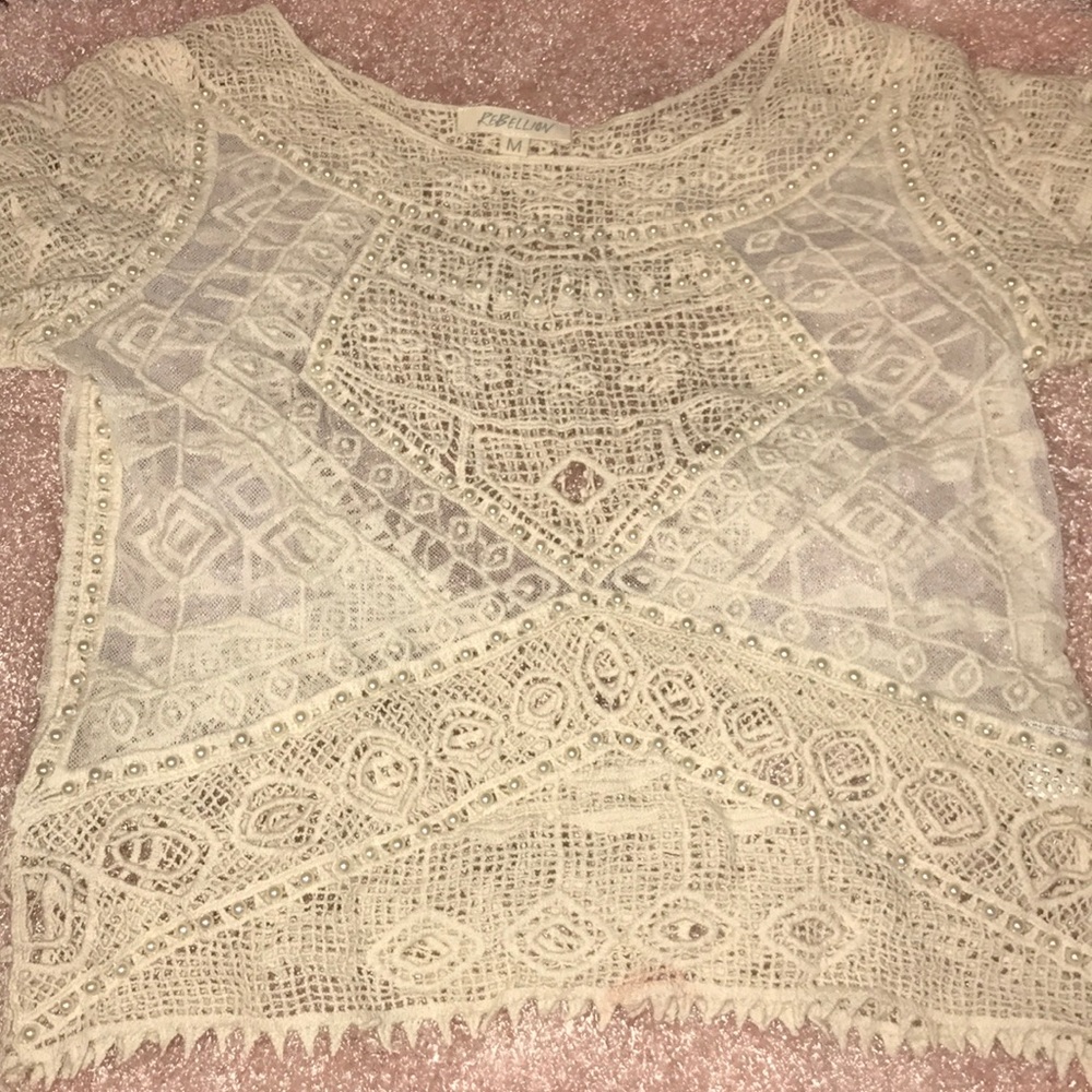 Open back lace cream shirt
